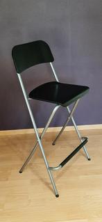 Opvouwbare hoge stoel, Muziek en Instrumenten, Instrumenten | Toebehoren, Ophalen, Zo goed als nieuw, Elektrische basgitaar