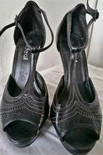 Zwarte Peek-a-Toe Stiletto, Kleding | Dames, Schoenen, Ophalen of Verzenden, Nieuw