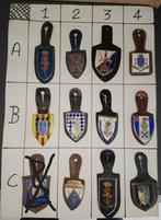 Plusieurs breloques des T.Tr., Collections, Objets militaires | Général, Enlèvement ou Envoi, Armée de terre, Emblème ou Badge