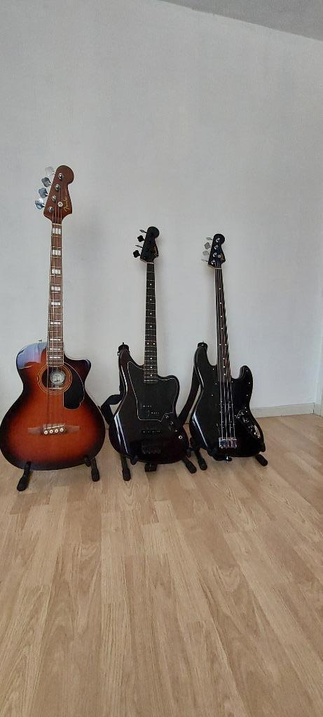 Fender bas gitaren, Muziek en Instrumenten, Snaarinstrumenten | Gitaren | Bas, Gebruikt, Ophalen