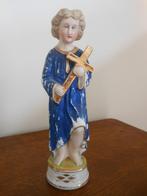 porseleinen beeldje kindje Jezus met kruis, Antiek en Kunst, Ophalen of Verzenden