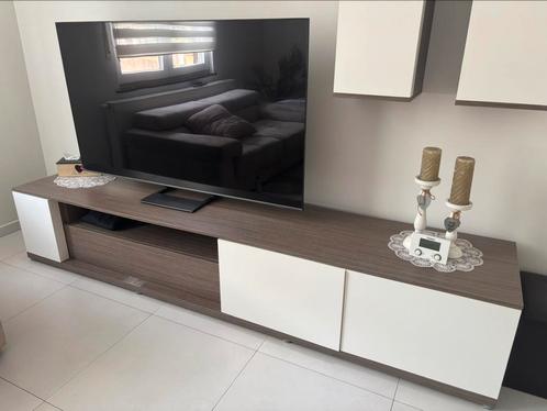 Moderne tv-meubel met schuifdeuren, Huis en Inrichting, Kasten |Televisiemeubels, Gebruikt, Minder dan 100 cm, 200 cm of meer