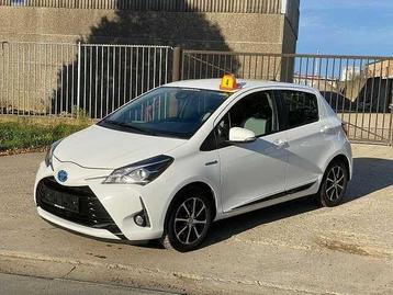 Toyota Yaris 1.5i VVT-i Hybrid Y-conic E-CVT