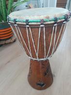 Djembe 40cm hoog rastafari kleuren, Muziek en Instrumenten, Percussie, Zo goed als nieuw, Ophalen