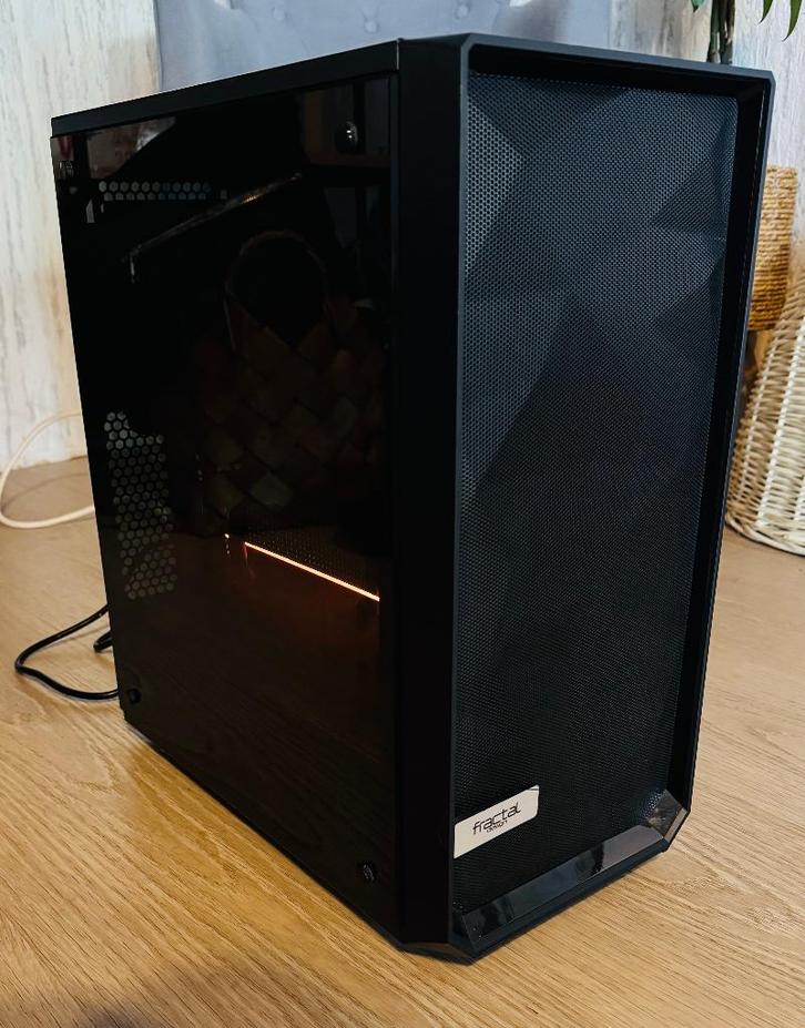 Gaming PC - RTX 2080TI - Ryzen 7 3700x - 32GB RAM, Informatique & Logiciels, Ordinateurs de bureau, Comme neuf, 4 Ghz ou plus