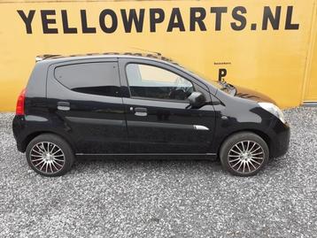 Portier 4Deurs rechts-achter van een Suzuki Alto (ZAM) beschikbaar voor biedingen