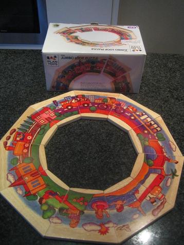 puzzel hout beschikbaar voor biedingen