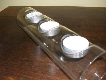 2 glazen cilindervormige houders voor theelichtjes