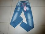 Jean slim XS (34) bleu taille haute NEUF, Kleding | Dames, Spijkerbroeken en Jeans, Ophalen of Verzenden, Nieuw, Blauw, W27 (confectie 34) of kleiner