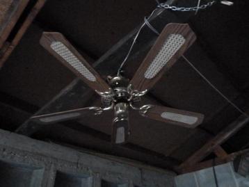 plafond ventilator, Enlèvement, Utilisé, Ventilateur de plafond