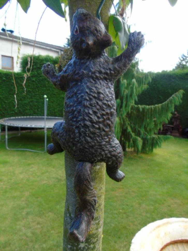 Een gekleurde gietijzeren eekhoorn om aan de muur te hangen, Tuin en Terras, Tuinwanddecoratie, Nieuw, Ophalen