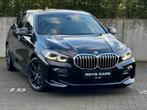 BMW 120i M-Performance automaat - ADAP LED/APPLE CARPLAY/18”, Auto's, BMW, 1 Reeks, 4 cilinders, Zwart, Bedrijf