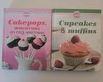 2 boekjes;Cakepops, macarons / cupcakes en muffins (€3/stuk), Comme neuf, Cupcakes, Enlèvement ou Envoi