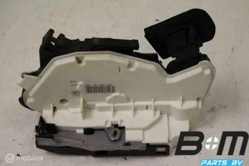 Portierslot LA (bestuurderskant) VW Golf 7 5K4839015