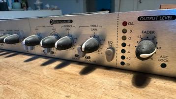 Platinum Trak Master Focusrite Channel Strip beschikbaar voor biedingen
