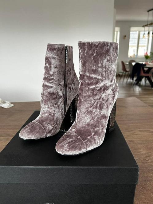 Botten Kendall + Kylie, Kleding | Dames, Schoenen, Zo goed als nieuw, Ophalen of Verzenden