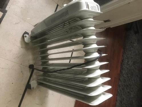 Elektrische oliekachel, Elektronische apparatuur, Overige elektronische apparatuur, Zo goed als nieuw, Ophalen