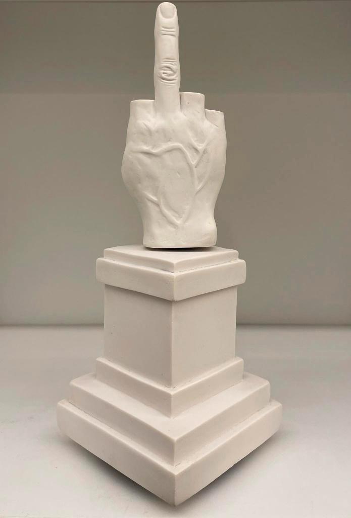 Maurizio Cattelan L.O.V.E. - Carillon (2015), Antiquités & Art, Curiosités & Brocante, Enlèvement ou Envoi