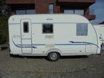 Adria Adora 432 PJ, 9/2011, 4 slp/vast bed, 1e eig, voortent, Caravans en Kamperen, Ringverwarming, Rondzit, 750 - 1000 kg, Particulier