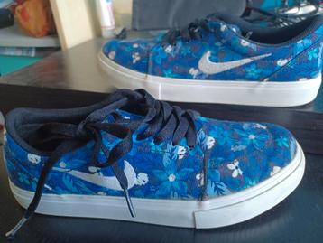 Nike SB Stefan Janoski Satire