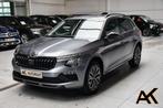 Skoda Kamiq 1.0 TSI Black Pack DSG - NAVI SMART / CAMERA / P, Auto's, Stof, Gebruikt, 116 pk, Bedrijf