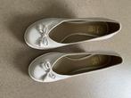 Clarks pumps, Pumps, Wit, Nieuw, Ophalen of Verzenden