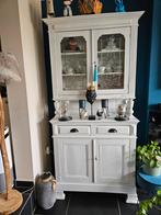 Mooie witte VITRINE KAST met gegraveerde glasramen, Huis en Inrichting, Ophalen, Gebruikt, Antiek/hedendaags door de kleur WIT