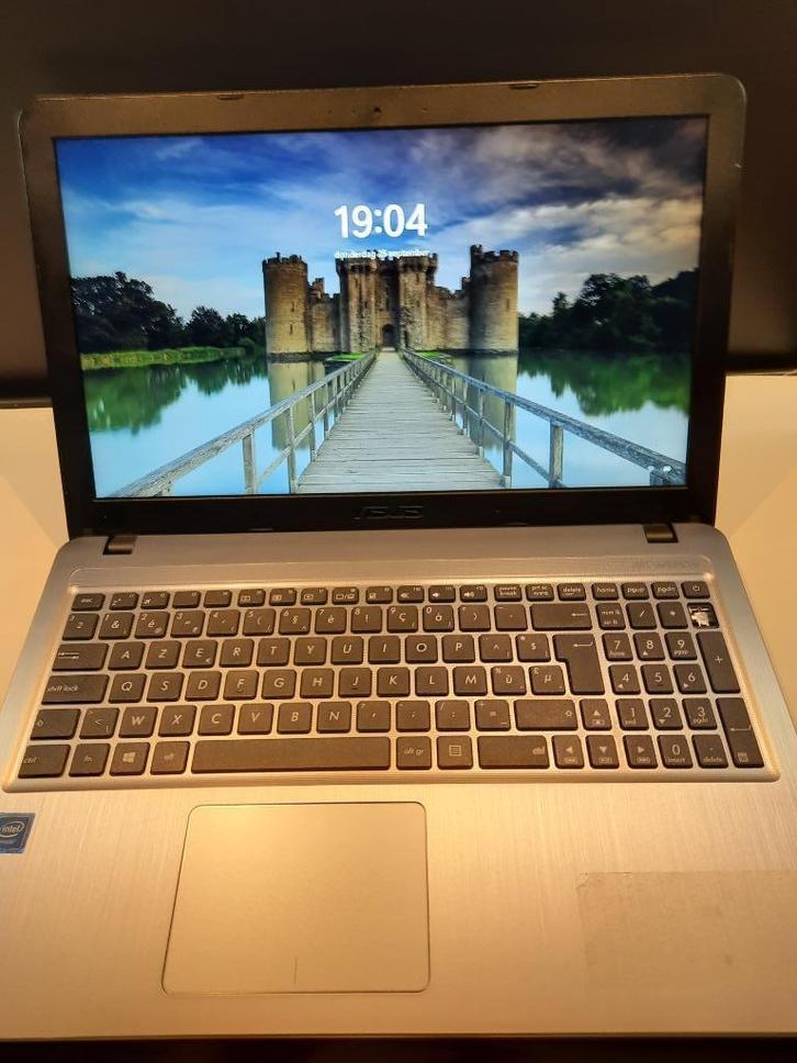 Op zoek naar een Windows 11 laptop ?, Computers en Software, Windows Laptops, Zo goed als nieuw, 15 inch, SSD, 2 tot 3 Ghz, Azerty