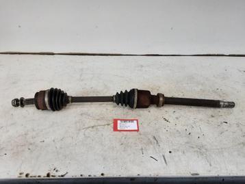 AANDRIJFAS RECHTS VOOR Mitsubishi Colt (Z2 / Z3) beschikbaar voor biedingen