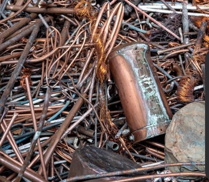 Démontage de vos vieilles tuyauteries cuivres, etc.., Doe-het-zelf en Bouw, Metalen, Zo goed als nieuw, Lood, Ophalen