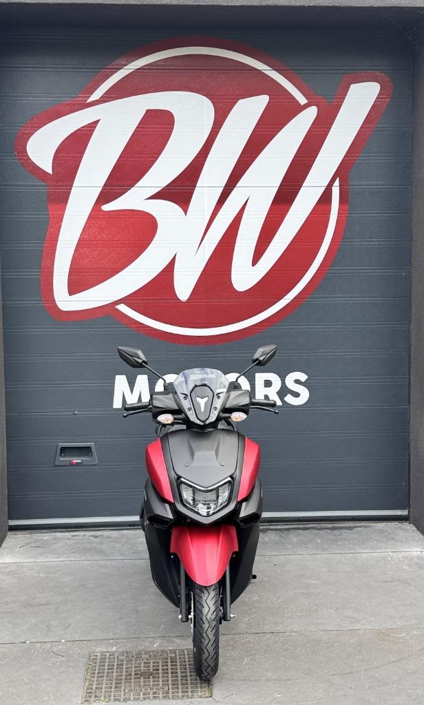 Yamaha RayZR Andonized Red @ BW Motors Mechelen, Motoren, Motoren | Yamaha, Bedrijf, Scooter, 11 kW of minder, 1 cilinder, Minimaal motorrijbewijs A1