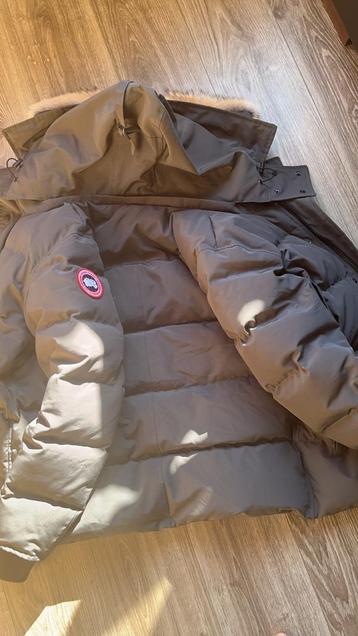 Canada goose wyndham  beschikbaar voor biedingen
