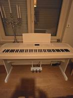 Yamaha dgx 670, Muziek en Instrumenten, Piano's, Ophalen, Zo goed als nieuw, Piano