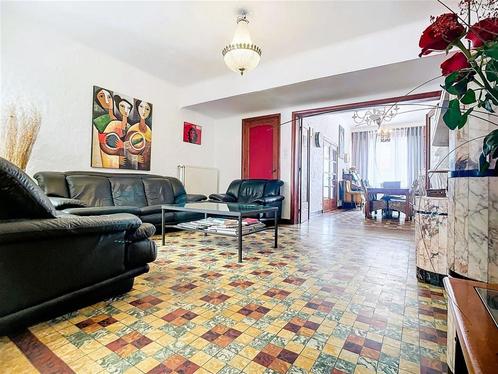Maison à vendre à Mouscron, 4 chambres, Immo, Huizen en Appartementen te koop, Vrijstaande woning, D