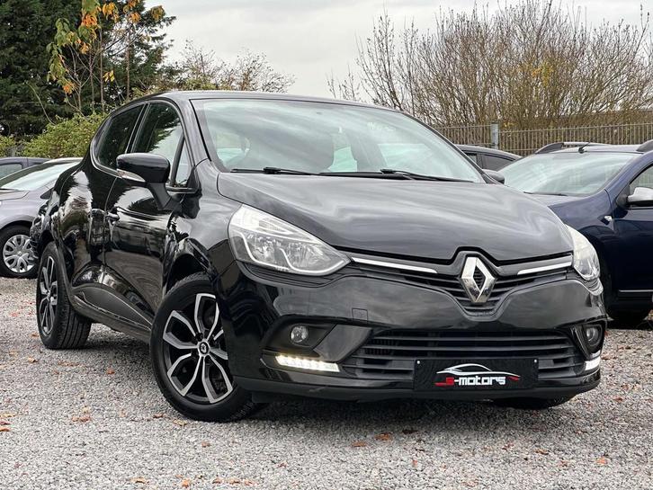 Renault Clio MARCHAND EXPORT (bj 2017), Auto's, Renault, Bedrijf, Te koop, Clio, ABS, Airbags, Airconditioning, Bluetooth, Boordcomputer