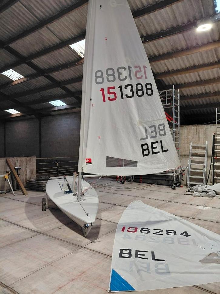 Laser / ILCA compleet ready to race, Watersport en Boten, Open zeilboten, Gebruikt, Laser, 3 tot 6 meter, Polyester, Geen motor