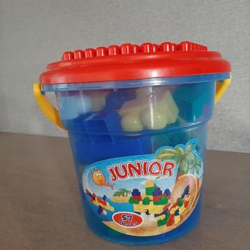 Junior - Bouwblokken beschikbaar voor biedingen