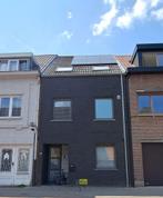 Huis te koop in Merksem, 4 slpks, Immo, Huizen en Appartementen te koop, 196 m², Vrijstaande woning, 74 kWh/m²/jaar, 4 kamers