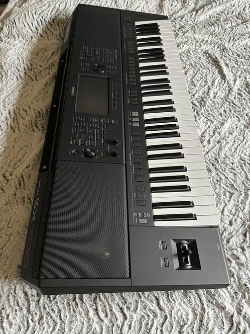 Yamaha psr sx 700, Muziek en Instrumenten, Keyboards, Gebruikt, Yamaha