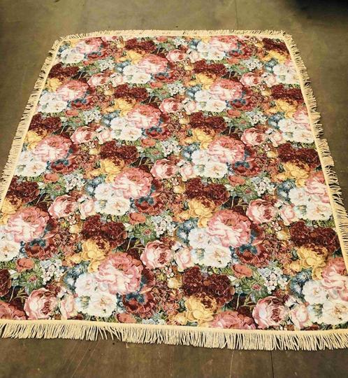 Grand foulard / woondeken met rozen 190/162, Huis en Inrichting, Woonaccessoires | Plaids en Woondekens, Zo goed als nieuw, Ophalen of Verzenden