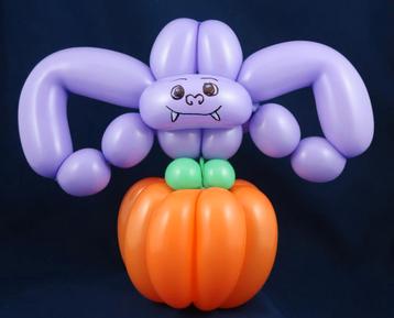 Ballonnenclown, glittertattoos, ... beschikbaar voor biedingen