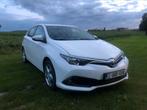 Toyota auris 1,33 essence 2016, Auto's, Euro 6, 4 cilinders, Wit, 1329 cc