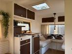 Volledig gerenoveerde retro caravan - Roller Raphel Special, Standaardzit, 2 aparte bedden, Particulier, Kachel