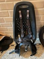 Thule yepp maxi midnight black met easyfix, Fietsen en Brommers, Fietsaccessoires | Fietsstoeltjes, Ophalen, Achterzitje, Voetsteuntjes