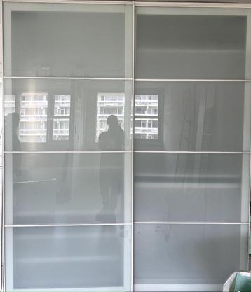 Schuifdeuren Met Melkglas Panelen voor IKEA PAX kast 200x236 beschikbaar voor biedingen