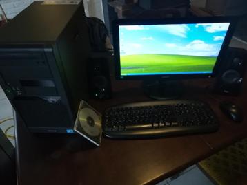 Retro Gaming Pc Windows XP beschikbaar voor biedingen