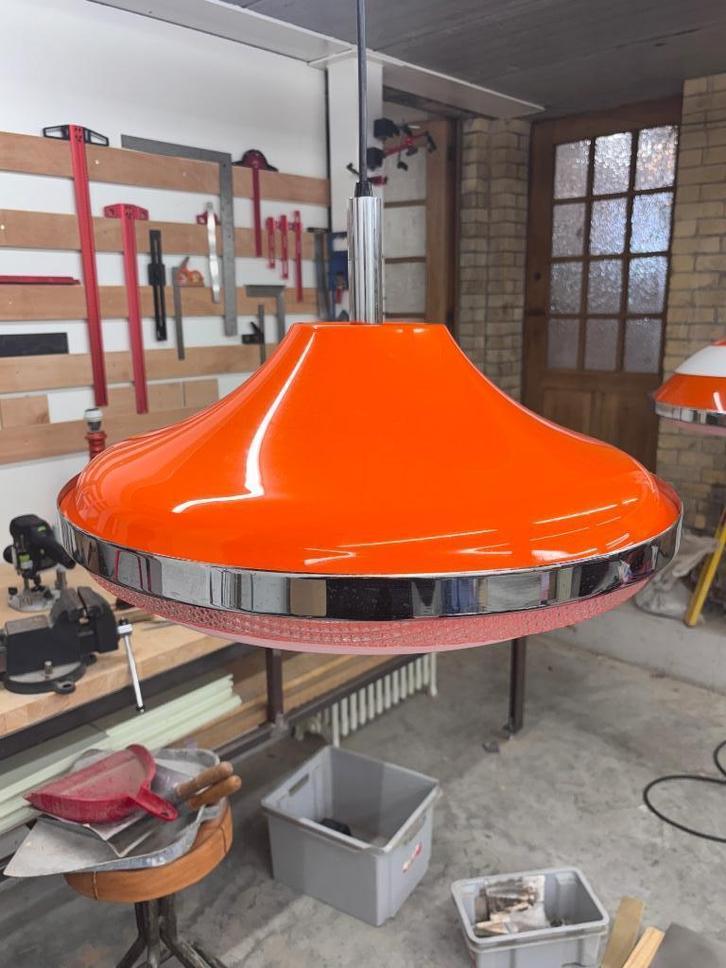 Oranje hanglamp Jaren 70, Huis en Inrichting, Lampen | Hanglampen, Nieuw, 50 tot 75 cm, Glas, Kunststof, Metaal, Ophalen