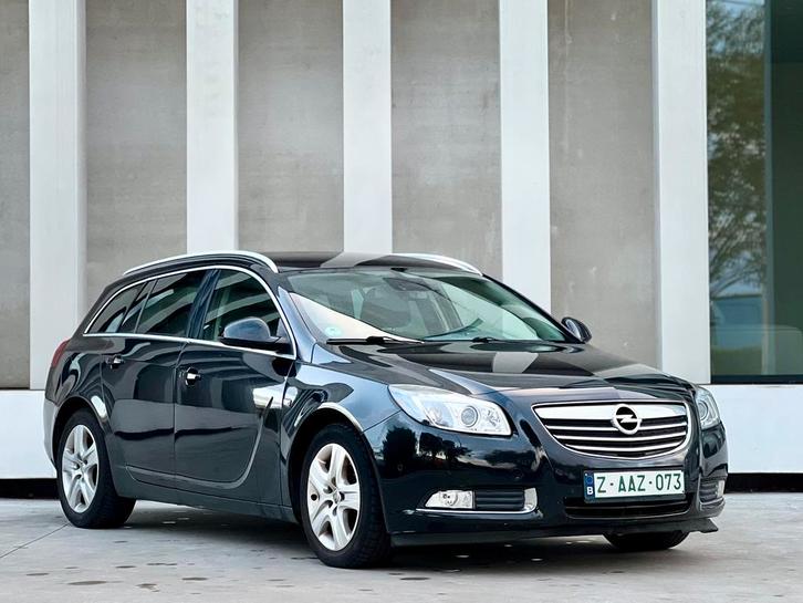 Opel insgina Benzine /2010/135000 km met kuring en garantie, Auto's, Opel, Bedrijf, Insignia, Benzine, Euro 5, Break, Handgeschakeld