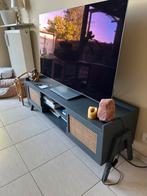 Tv meubel met rotan, Huis en Inrichting, Ophalen