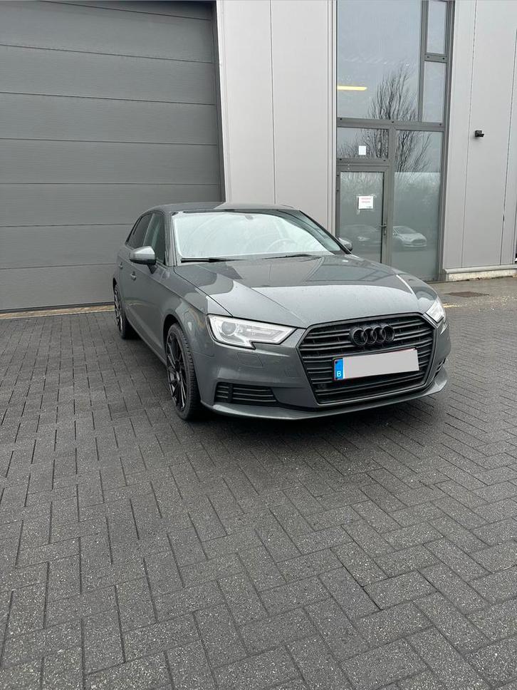 A3 Sportback 1.6 TDI Dig. Poste de pilotage, jantes de 18”, Autos, Audi, Particulier, A3, ABS, Airbags, Air conditionné, Alarme